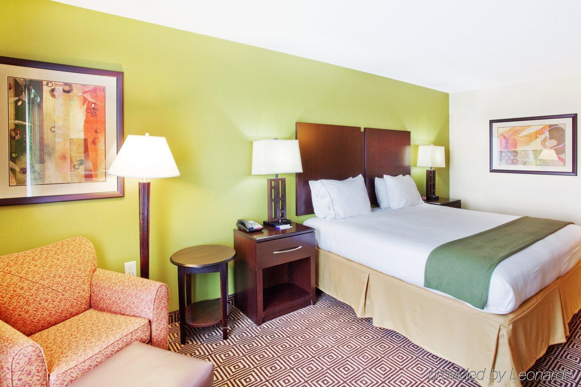 Holiday Inn Express Rome-East By Ihg Bilik gambar